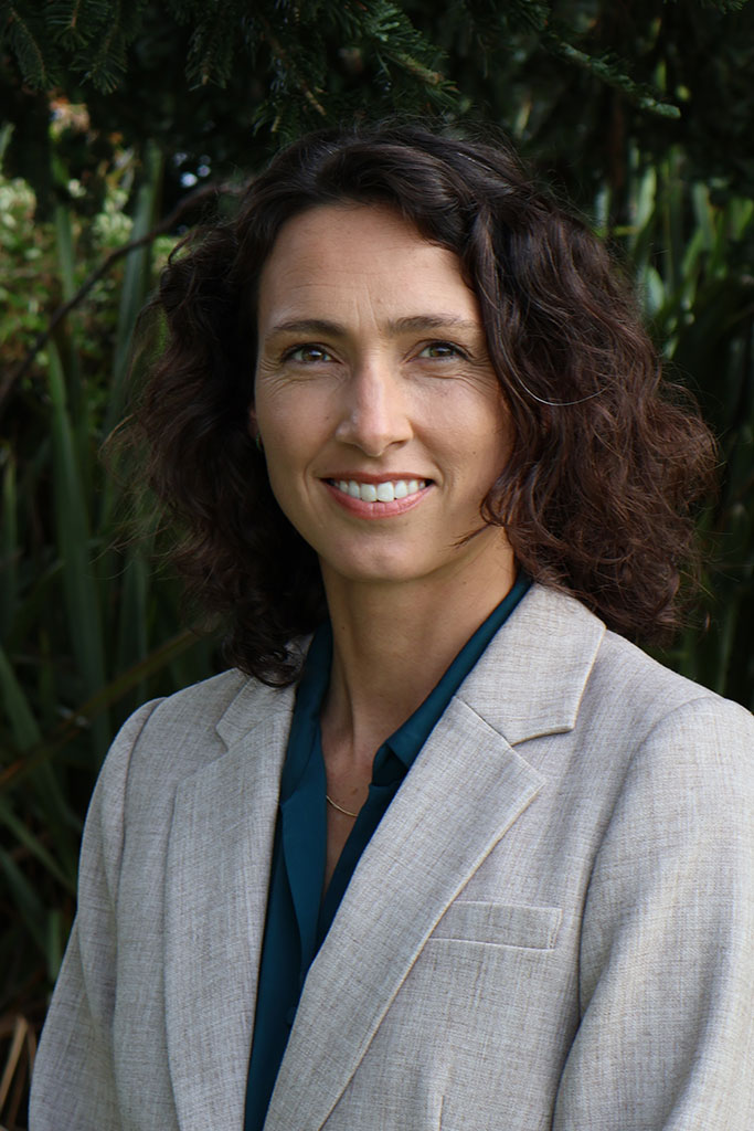 Rosy Ellis-HopeDirector of Teaching and Learningrellis@hbhs.school.nz